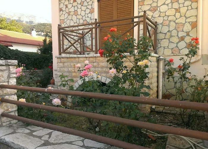 Dreamcatcher-luxury Maisonette No.1 Apartment Kalavryta